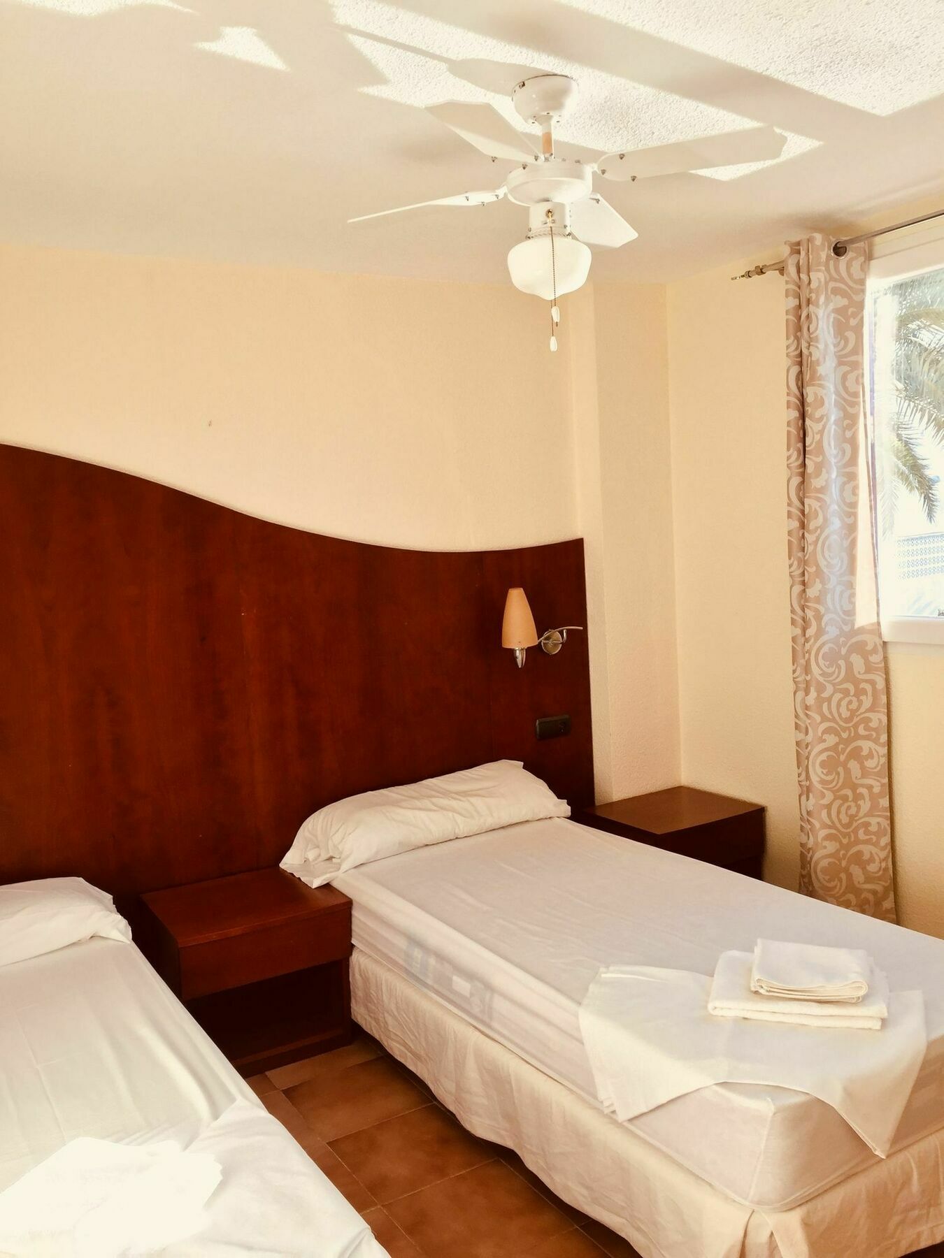 Hostal Bahia Alicante La Condomina Екстер'єр фото